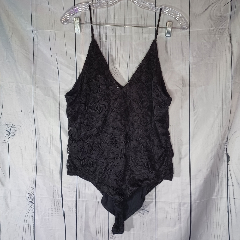 Nine Britton Black Floral Lace Sleeveless V-Neck Festival Whimsigoth Bodysuit